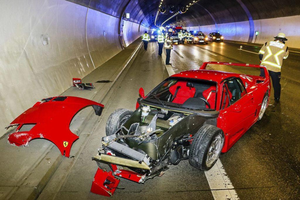 Ferrari F40 Crash
