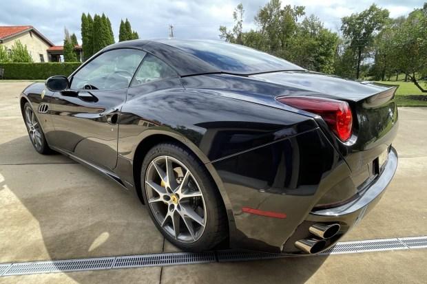 20k-Mile 2013 Ferrari California