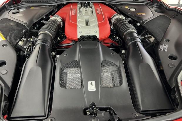6k-Mile 2018 Ferrari 812 Superfast