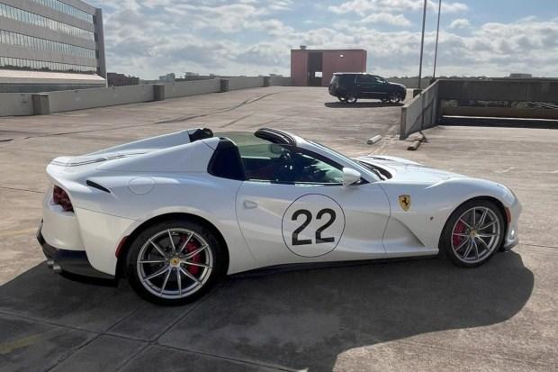 2022 Ferrari 812 GTS