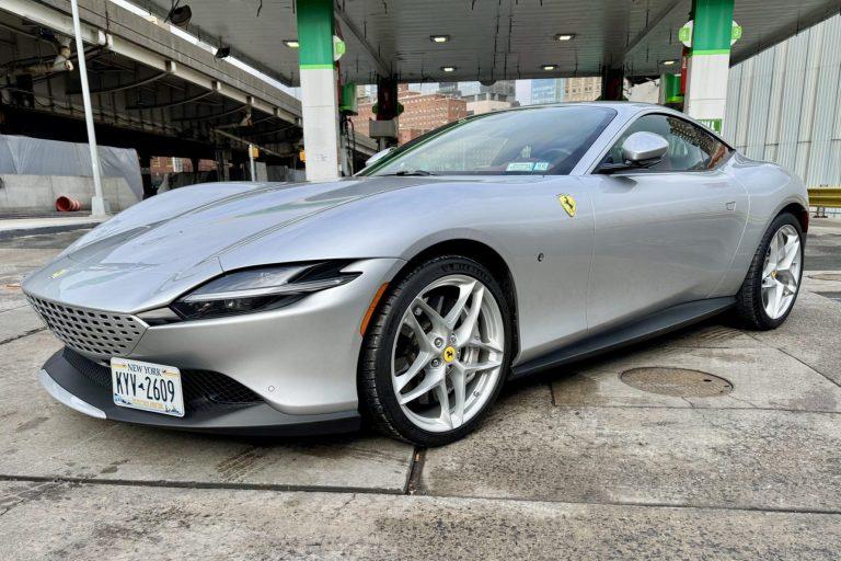 2022_ferrari_roma_ado_ferrari-roma_093-74365-1