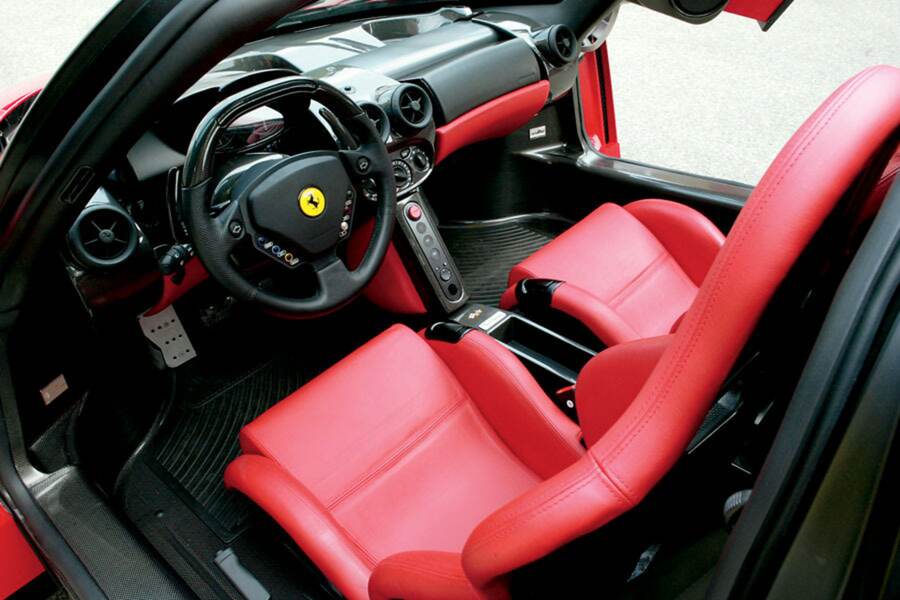 Ferrari Enzo Interior