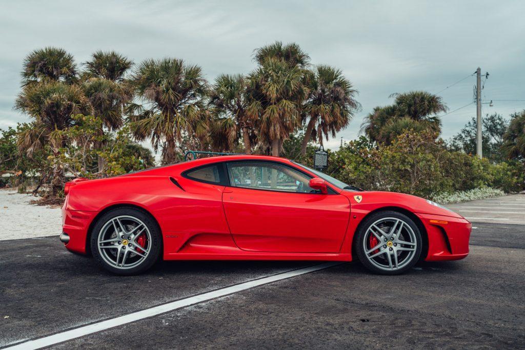 Donald Trump Ferrari F430