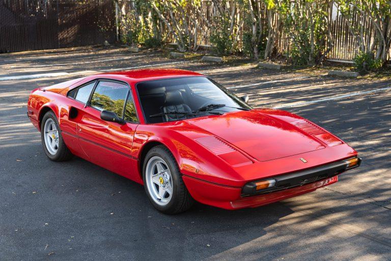 1981_ferrari_308-gtbi_ecc_1981-ferrari-308-gtbi-ecc-267-reshoot_2400px-121-55033-1
