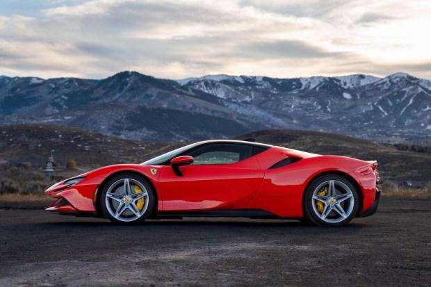 2022 Ferrari SF90 Stradale