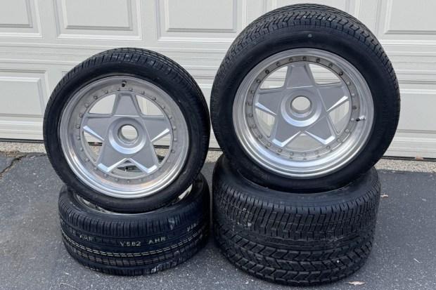 17×8″ and 17×13″ Ferrari F40 Wheels by Speedline