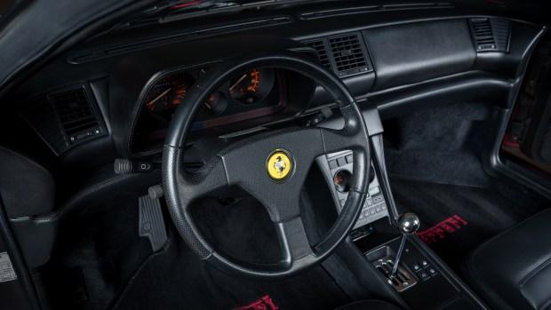 40k-Kilometer 1991 Ferrari 348 TB