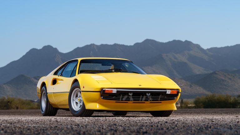 web-50439-78-ferrari-308-1-81998
