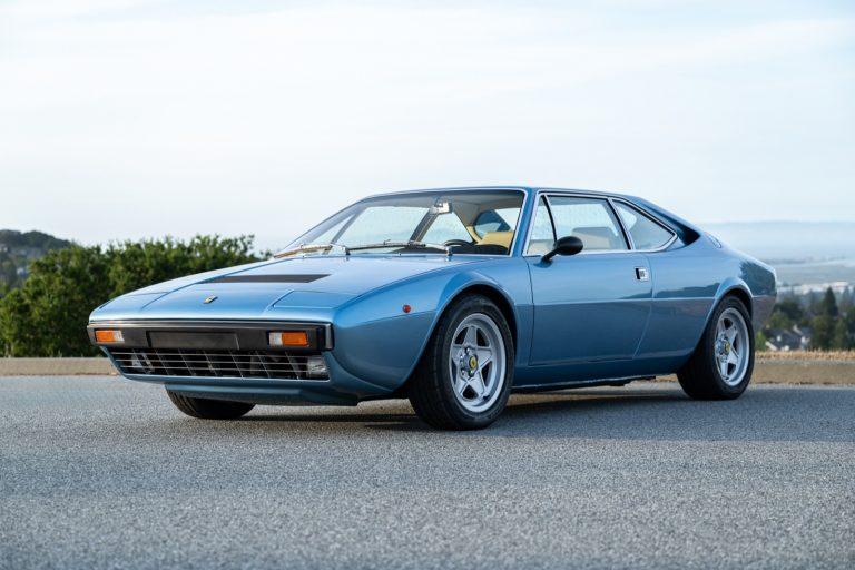 1975_ferrari_308-gt4_ferrari-dino-308-gt4_1600px-407-28304-1