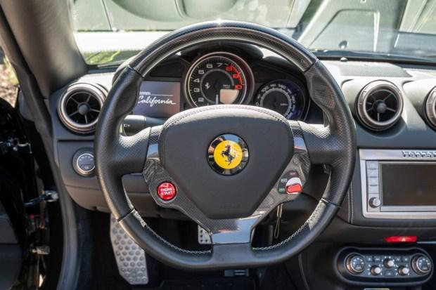 7k-Mile 2012 Ferrari California