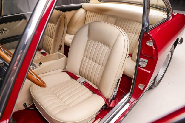 1966 Ferrari 330 GT 2+2 Series II