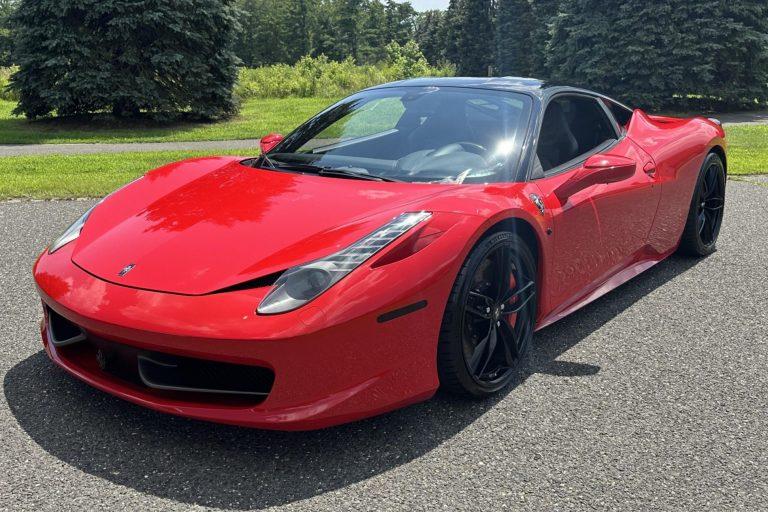 2011_ferrari_458-italia_img_4802-13555