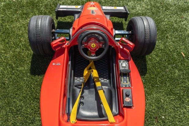 TT Toys Toys Ferrari F1-Style Electric Go-Kart