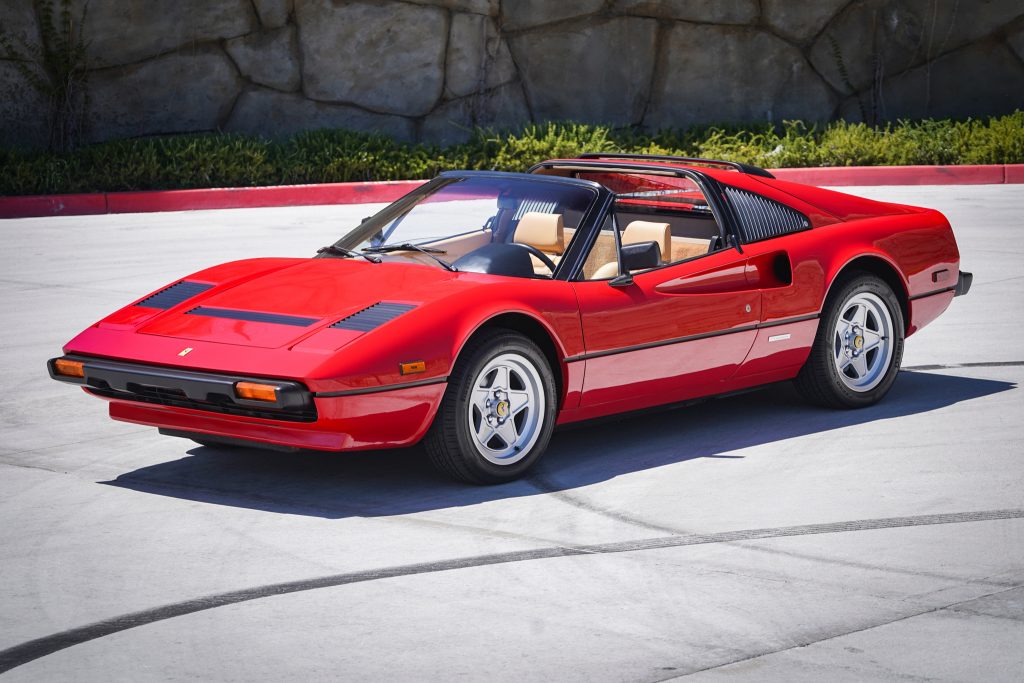 4,900-Mile 1983 Ferrari 308 GTSi Quattrovalvole dsc08801-10149-1