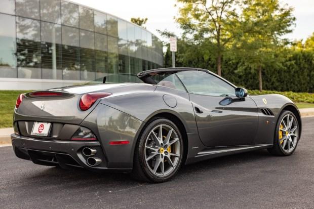 2011 Ferrari California