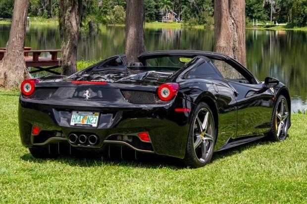 10k-Mile 2013 Ferrari 458 Spider