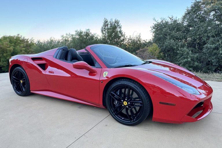 2018_ferrari_488-spider_img_4564-53659-1