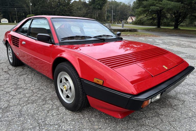 1982_ferrari_mondial-8-coupe_img_2164-53613-1