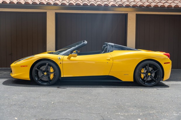 17k-Mile 2013 Ferrari 458 Spider