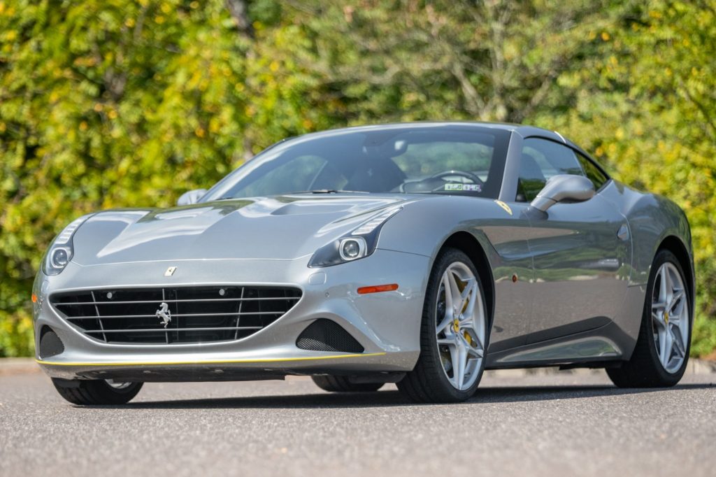12k-Mile 2015 Ferrari California T 2015_ferrari_california-t_2015_ferrari_california-t_927ab6f0-9146-46ce-9a83-74fa5032bde0-jbfeii-14816-24682