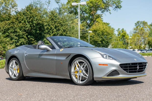 12k-Mile 2015 Ferrari California T
