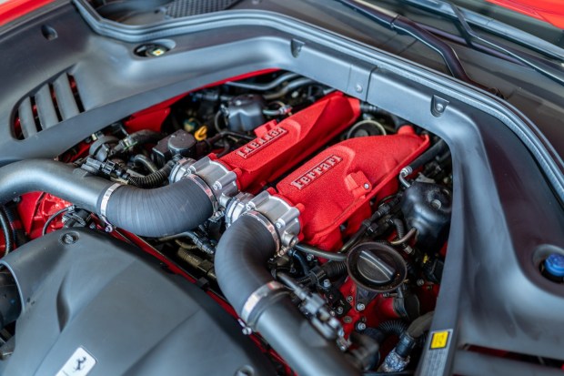 2016 Ferrari California T