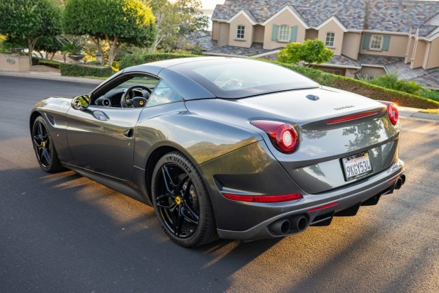 14k-Mile 2017 Ferrari California T