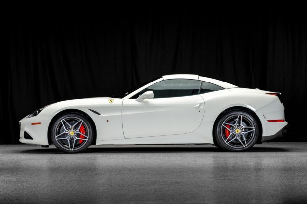 3,700-Mile 2017 Ferrari California T