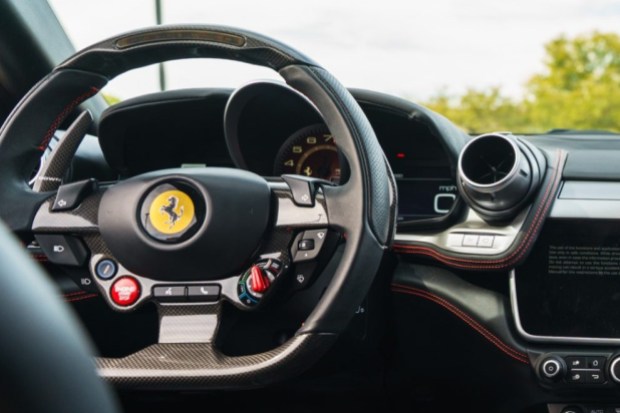 2017_ferrari_gtc4lusso_dsc9510-74145 16k-Mile 2017 Ferrari GTC4Lusso V12