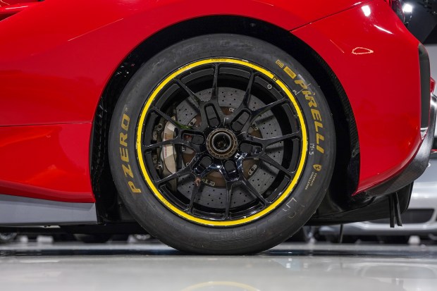 2018-ferrari-488-challenge-12-18821-1 No Reserve: 2018 Ferrari 488 Challenge Race Car