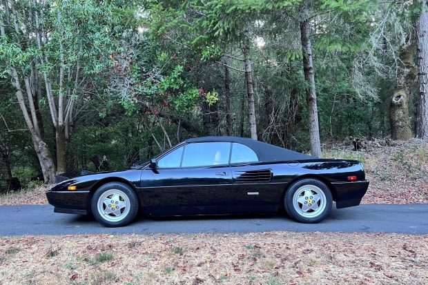 1990 Ferrari Mondial T Cabriolet