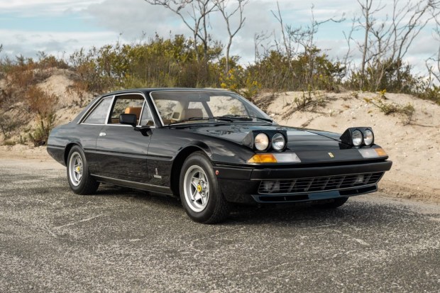 1977 Ferrari 400 GT