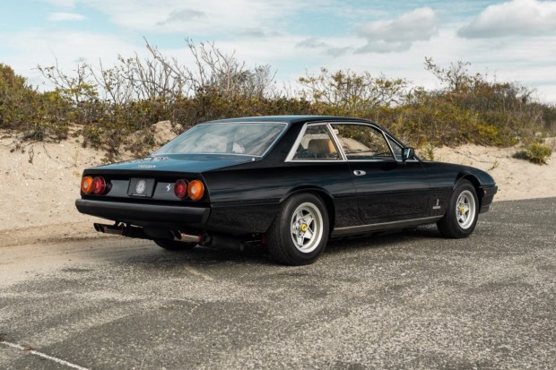 1977 Ferrari 400 GT