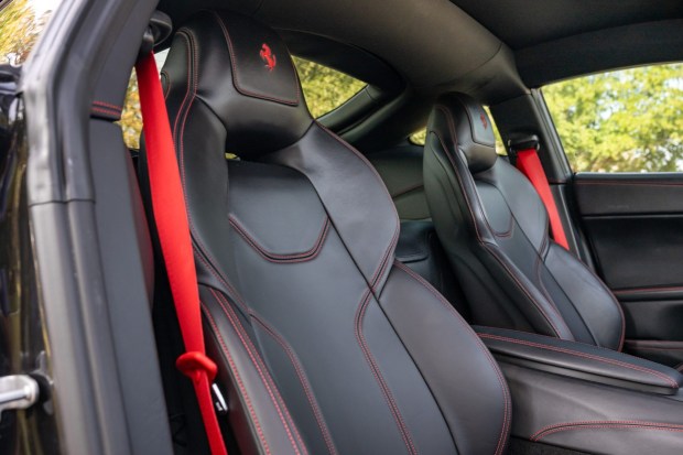 11k-Mile 2014 Ferrari F12berlinetta