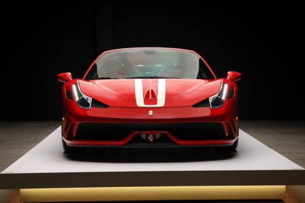 2015_ferrari_458-speciale-a_d86a3196-47055 992-Mile 2015 Ferrari 458 Speciale A
