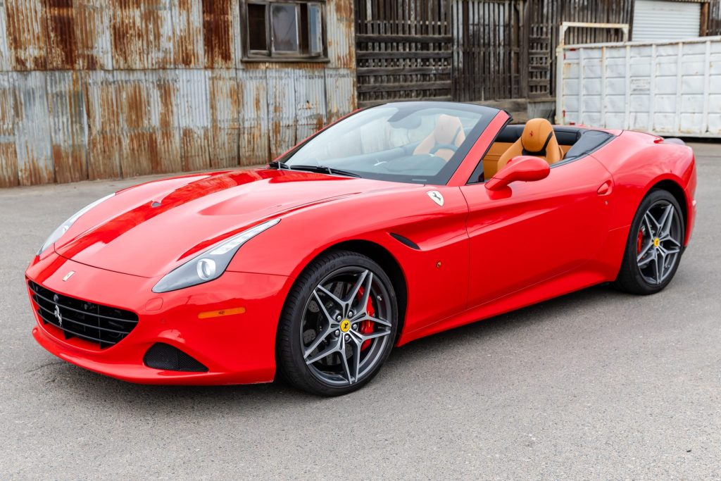 20k-Mile 2015 Ferrari California T 2015_ferrari_california-t_2015_ferrari_california-t_9ab6c19e-a9ab-46c3-acc4-475784d4ffbf-r2i54t-60462-60463-scaled-2