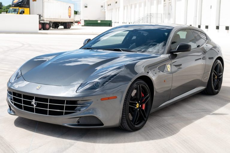 2016_ferrari_ff_ferrariff-8-55435-1