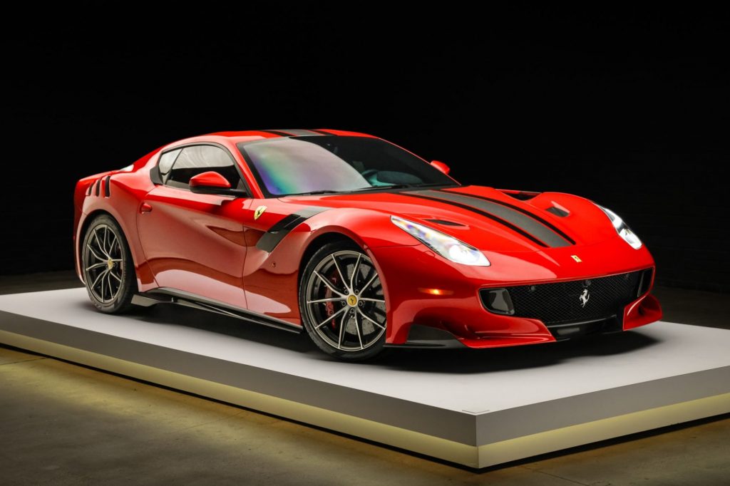 2017_ferrari_f12tdf_436a4745-80758