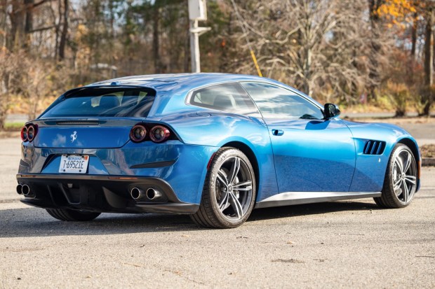 2018 Ferrari GTC4Lusso V12