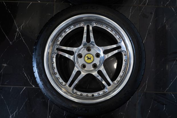 No Reserve: 18×9″ and 18×11″ HRE 547 Wheels for Ferrari Testarossa