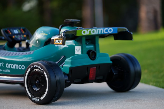 ar502709-24932 No Reserve: RiiRoo Aston Martin and TT Toys Toys Ferrari F1-Style Electric Go-Karts