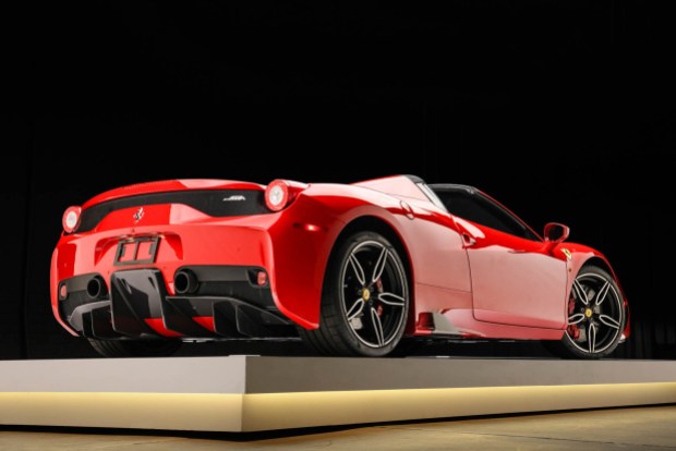 d86a3280-68712 992-Mile 2015 Ferrari 458 Speciale A