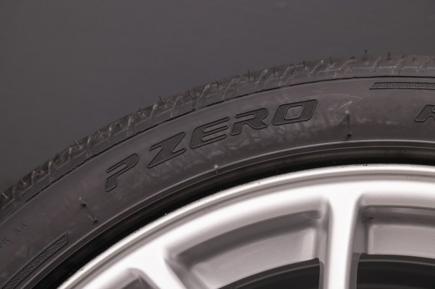 No Reserve: 19×7.5″ and 19×10″ BBS Wheels for Ferrari 360 Challenge Stradale