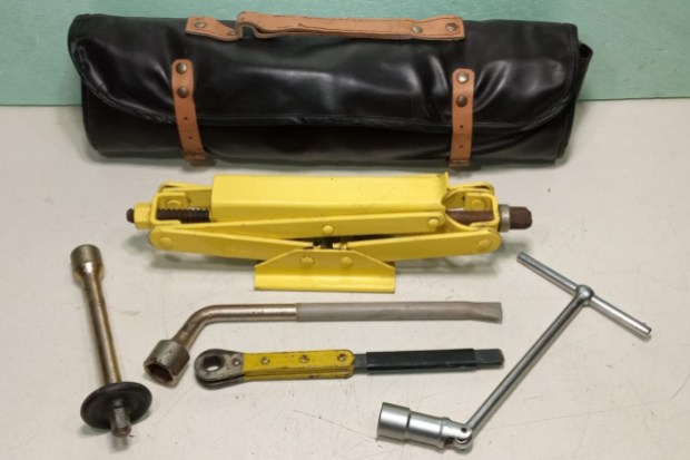 No Reserve: Ferrari 512 BB Briefcase Tool Kit, Jack, and Spare Wheel