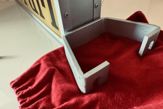 img_4218-47874-1 No Reserve: Double-Sided Illuminated Ferrari Service Sign