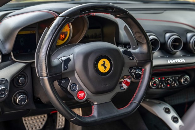 11k-Mile 2014 Ferrari F12berlinetta