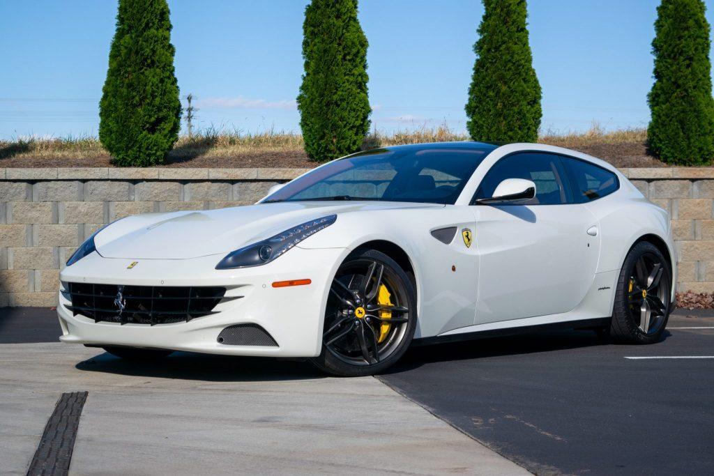 32k-Mile 2015 Ferrari FF 2015_ferrari_ff_dsc_0273-48914-scaled-2