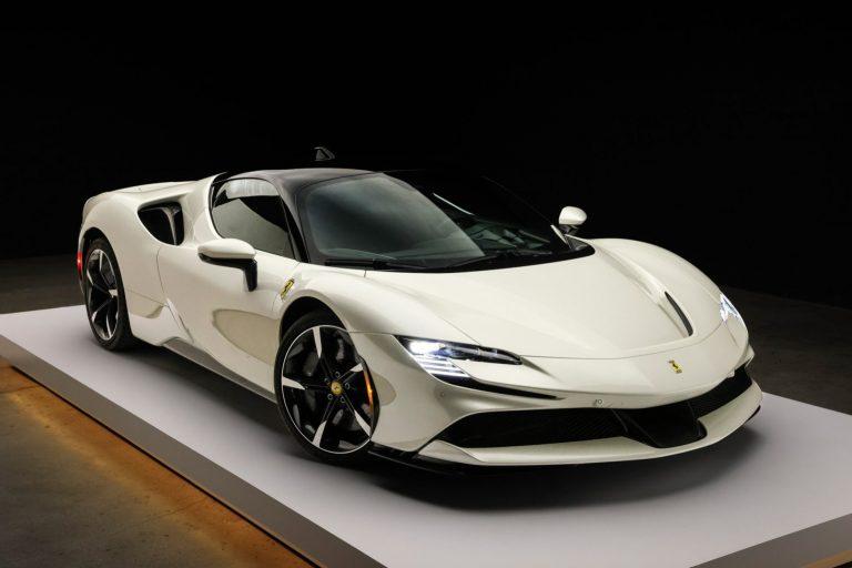 2023_ferrari_sf90-stradale_d86a7599-52231
