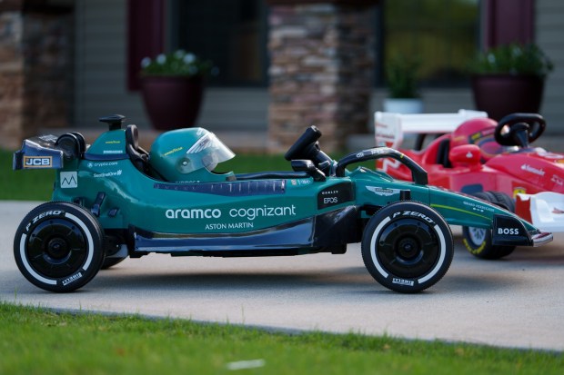 No Reserve: RiiRoo Aston Martin and TT Toys Toys Ferrari F1-Style Electric Go-Karts