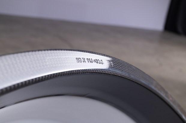 20×9″ and 20×11″ Carbon-Fiber Wheels for Ferrari